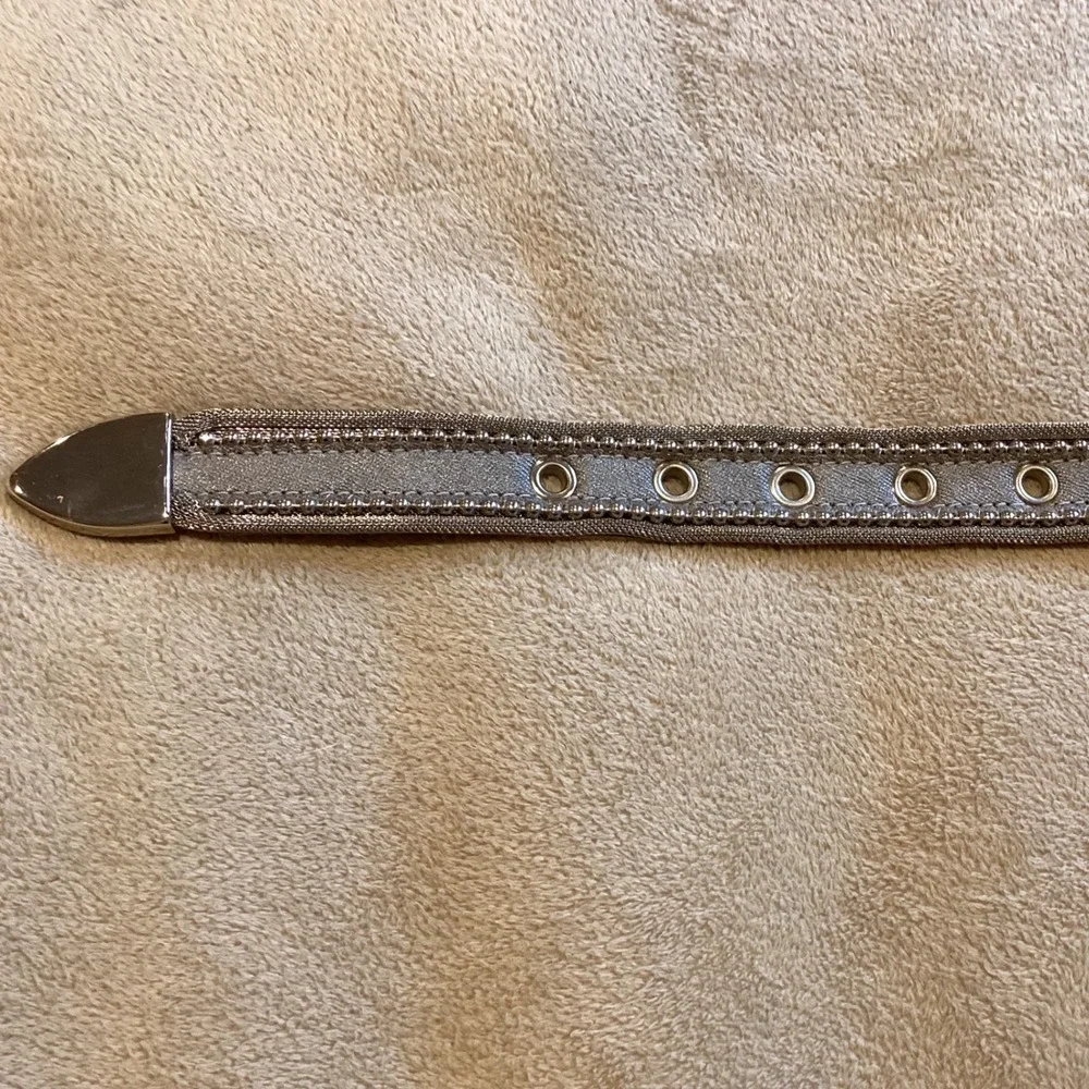 Silver belt with silver studs and‎ buckle, Genuine Leather, Women's Small